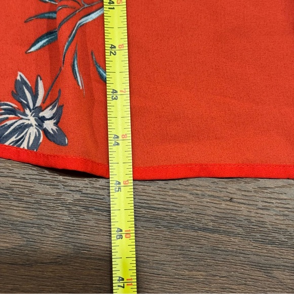 Torrid Lexi Red Floral High Low Georgette Tunic Size 6X Roll Tab Sleeves - Picture 15 of 15